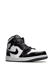 Air Jordan Retro 1 Mid Carbon Fiber 2021