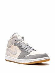 jordan retro 1 mid COCONUT MILK
