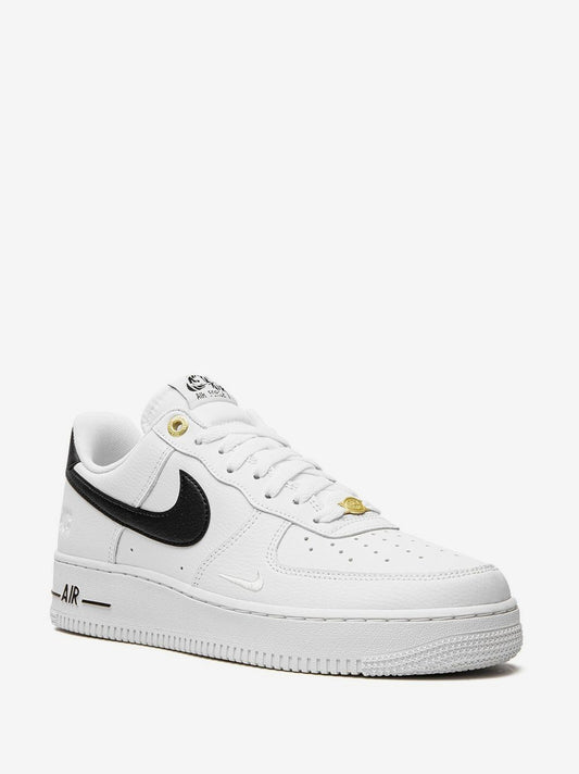 Nikee airforce 1 white black swoosh