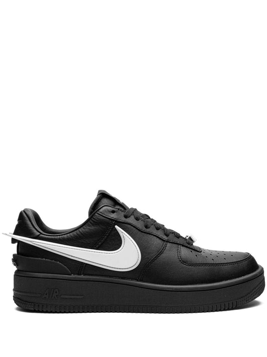 Nik.ee Airforce 1 Low Ambush Black 479