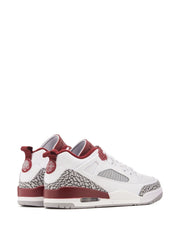 jordan low spizike Team Red
