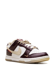Nikee Sb dunk low lx year of the snake