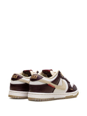 Nikee Sb dunk low lx year of the snake