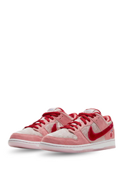 NIIKE SB DUNK LOW STRANGE LOVE