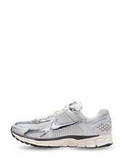 nike vomero 5 mettalic silver
