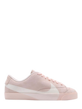 Nikee Blazer City Low Guava Ice