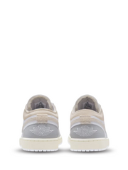 Jordan Retro 1 Low SE Craft Tech Grey