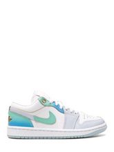 Jordan Retro 1 Low SE Emerald Rise