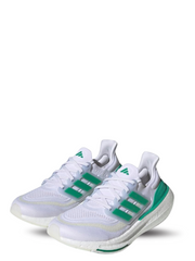 performance ultraboost light