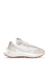 Sacai X Vaporwaffle 756