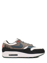 Nikee airmax 1 prm escape treeline