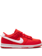 SB Dunk Mens VALENTINES DAY