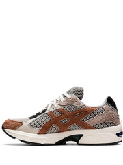 Asicss hal Studios X Gel 1130 eart