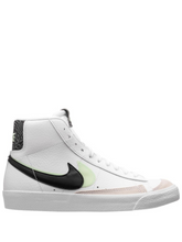 Nike Blazer Mid 77 SE GS Double Swoosh White Vapor Green