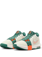 NIKE LEBRON WITNESS 8 BASKETBALL SHOES
