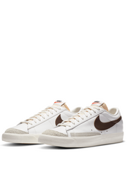 Nikee Blazer Low "Wow Photon Dust"