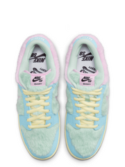 Nikee Sb Dunk Low x Verdy Visty With Keychain