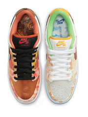 nikee sb dunk low street hawker 2021