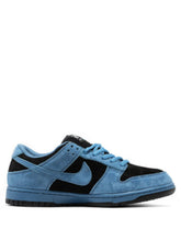 Nikee SB Dunk Low X "Supreme Ocean Fog"