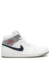 Air Jordan 1 Mid Paris