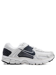 Nikee Zoom Vomero 5 "Panda"