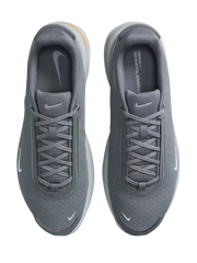 Nikee air zoom upturn sc Grey