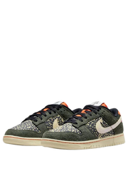 Nikee Sb dunk se low gone fishing