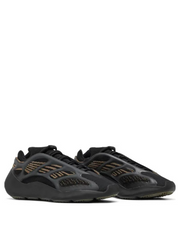 Adidass yeezy boost 700 v3 Clay Brown