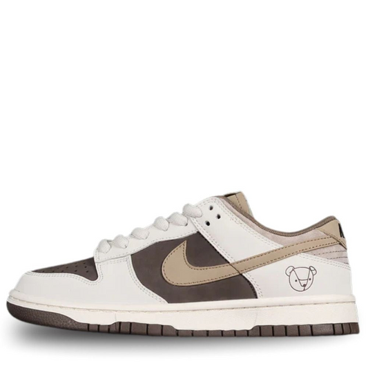 Nikee Otomo Katsuhiro X SB Dunk Low Dark Brown 867