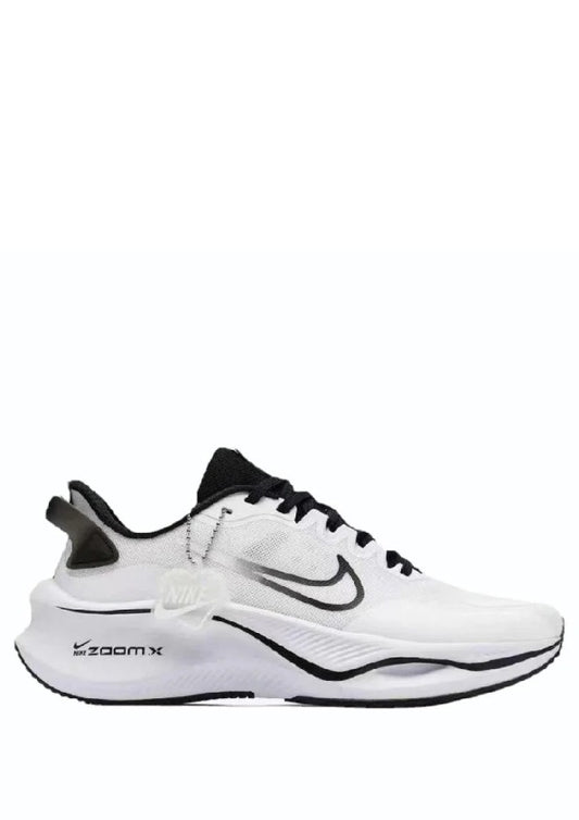 Nikee Zoom X Smily Pro White 650