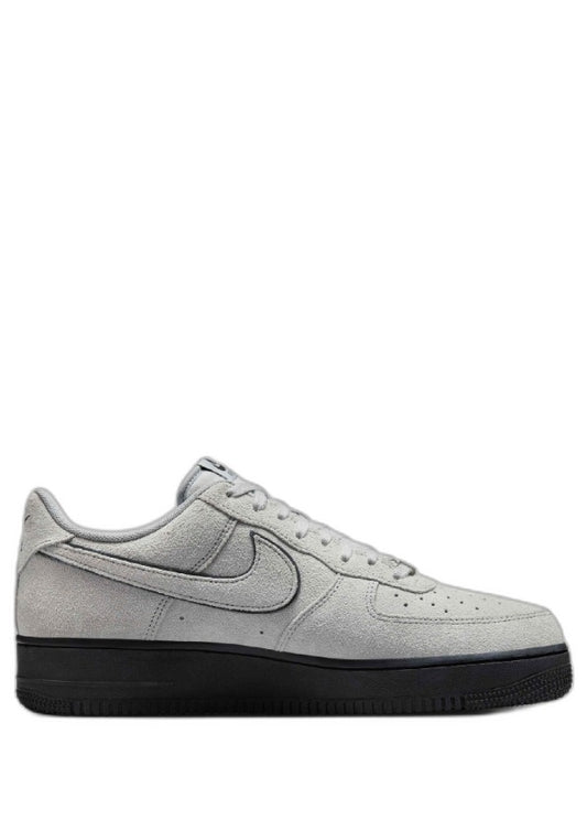 NIKEE AIRFORCE SUEDE BLACK SMOKE GREY