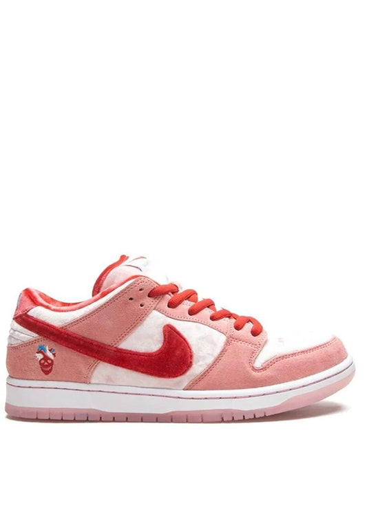 Nikkee SB Dunk Low Pro QS Strangelove With OG Box for her