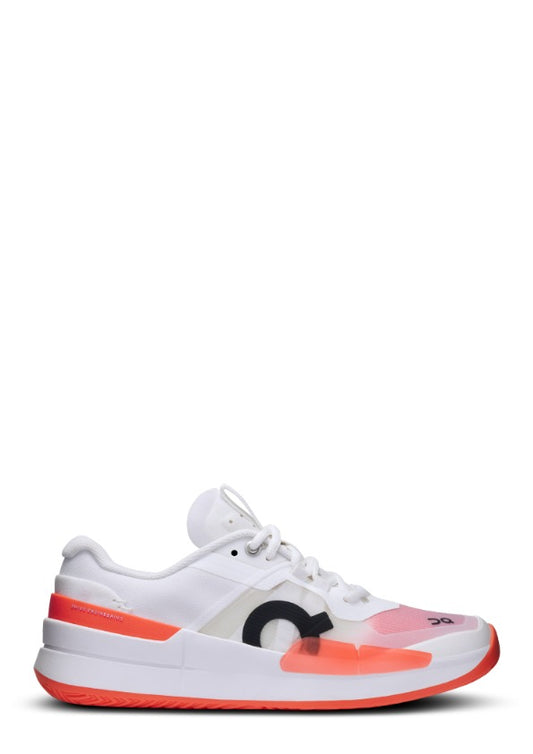 On Cloud Running The Roger Pro 2 White Flame
