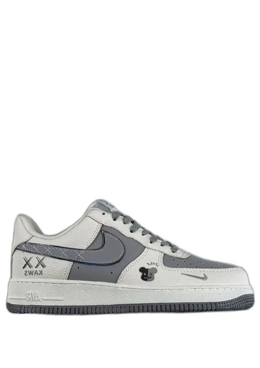 Nikee AirForce 1 low x Kaws