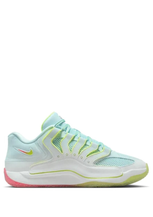 Nik KD 18 Christmas 2627