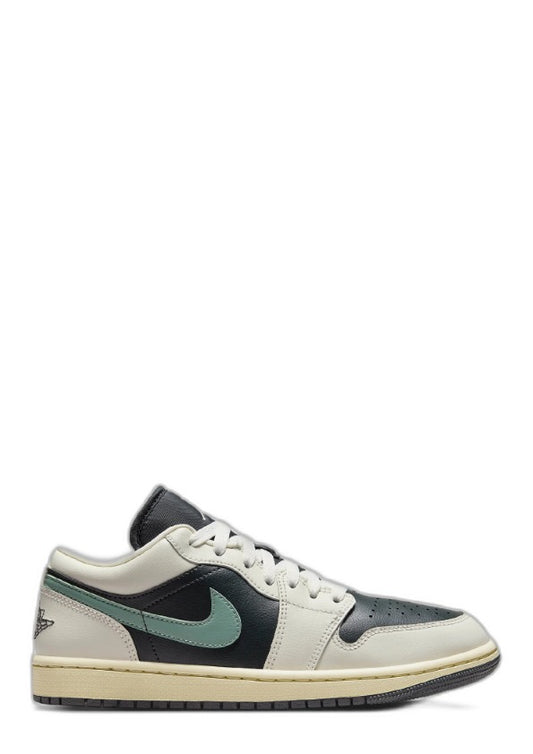 Nikee Air Jordan Retro 1 Low Jade Smoke