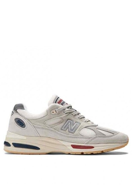 new Balanccee 991 V2 Vintage Sport