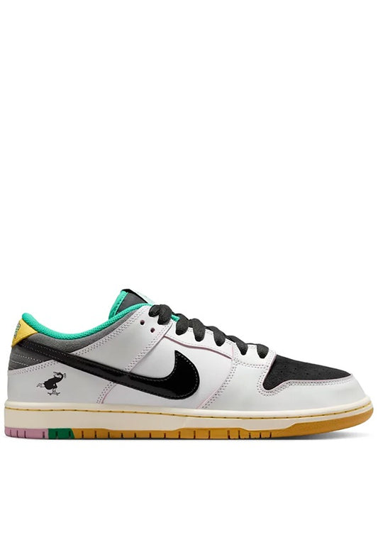 nikkee sb x csef dunk low pro shoes summit white black white iron