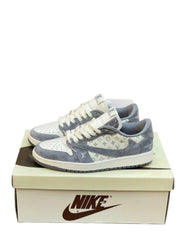 AIR JORDAN 1 LOW TRAVIS SCOTT X LOUISS VUITTONN