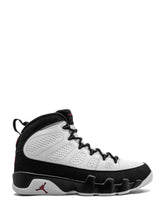 Air Jordan 9 Black white