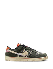 Nikee Sb dunk se low gone fishing