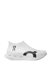 On Running CloudBoom Strike LS White Black