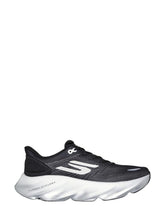 Skecherrs aero burst black