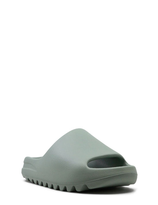 Adida s Yeezy Slide Salt UA