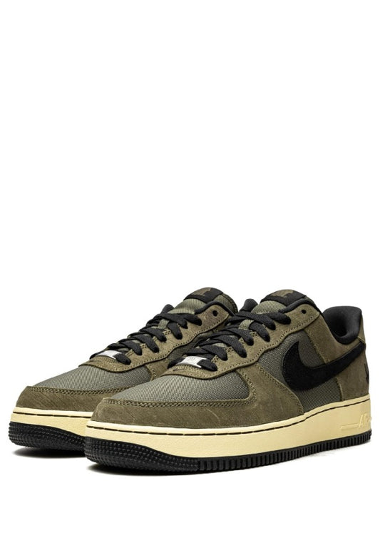 NIKEE AIRFORCE 1 UNDEFEATED BALLISTIC