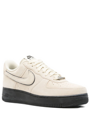 Nikee Air force 1 07 LV 8 low light khaki