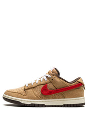 Nik e SB dunk low clot cork with og box and all accessories