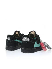 Air Jordan Retro 1 Traviss Scott Low Tiffany