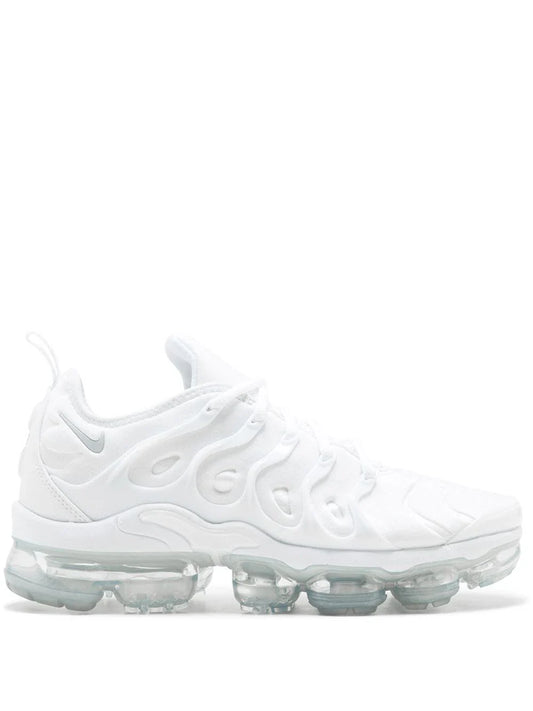 nike vapormax plus white