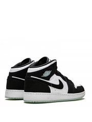 Air Jordan Retro Mid Glow In Dark Panda